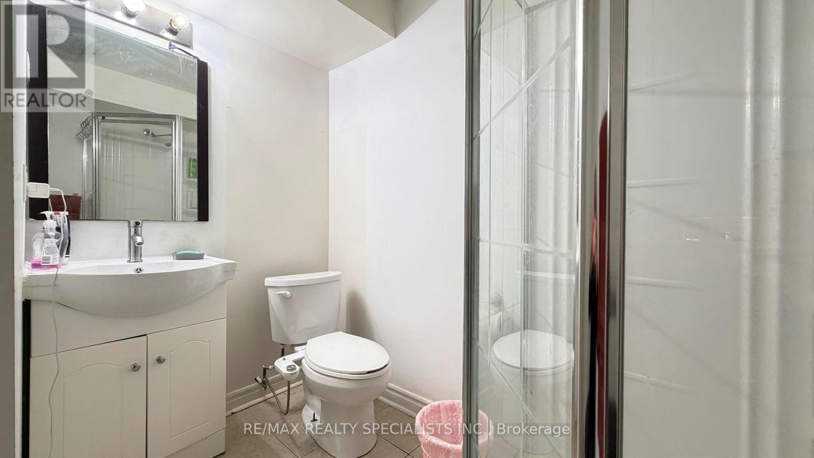 LOWER-22 Panama Place, Brampton, ON, L6P 2G6 - 18