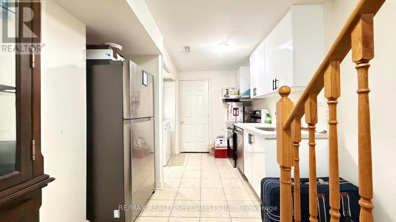 LOWER-22 Panama Place, Brampton, ON, L6P 2G6 - 12