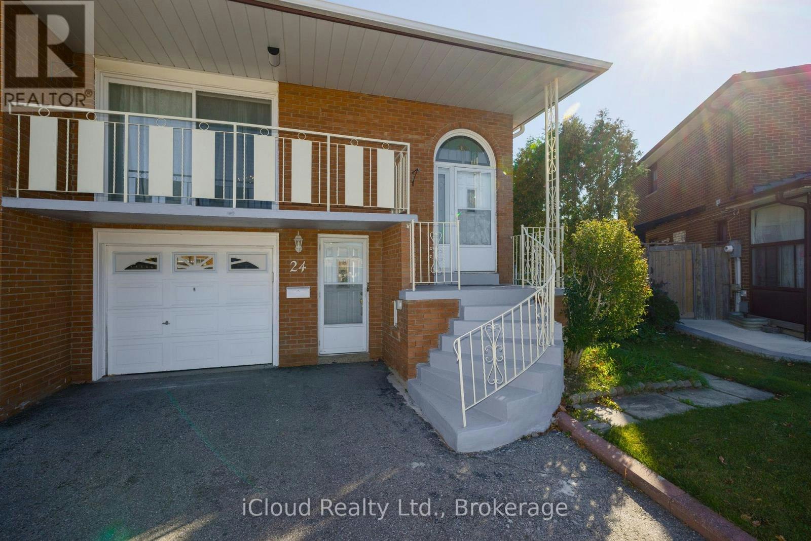 24 Radford Drive, Brampton, ON, L6V 2Y9