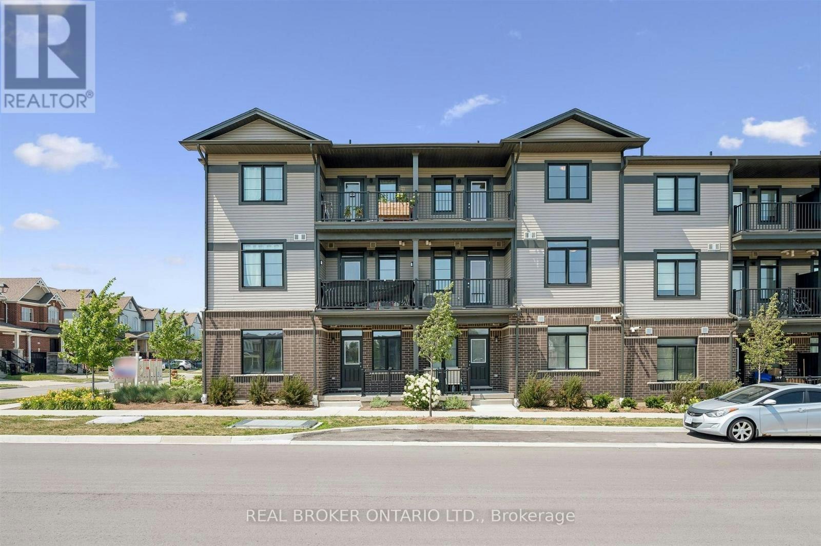 8 Oat Lane, Kitchener, ON, N2R 0T1
