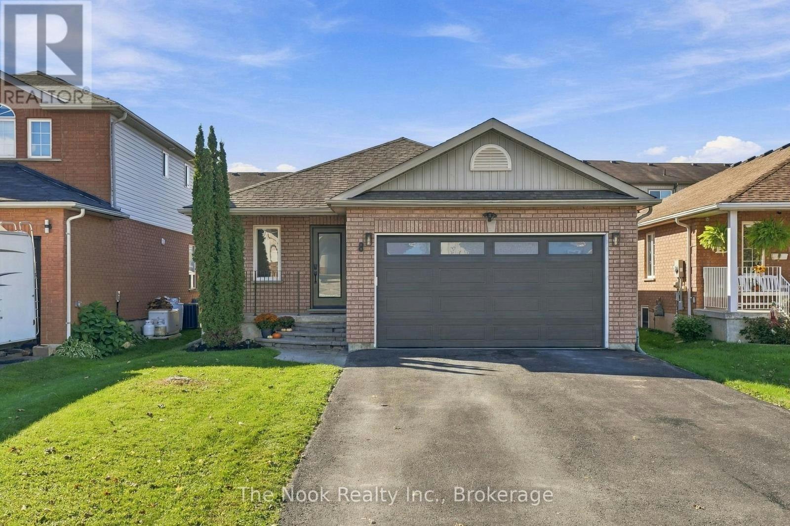 8 Vanessa Drive, Orillia, ON, L3V 7Y8