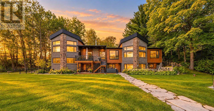 5 Birch Knoll Road, Georgina, ON, L0E 1R0