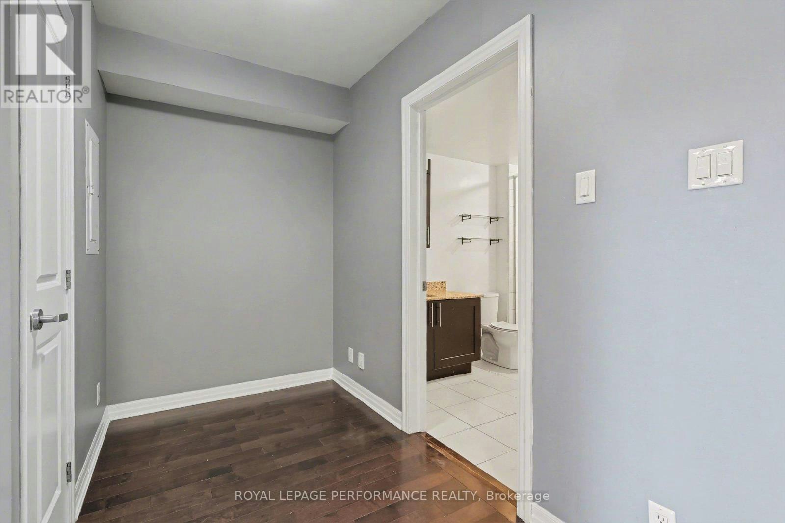 204-242 Rideau Street, Ottawa, ON, K1N 0B7 - 12