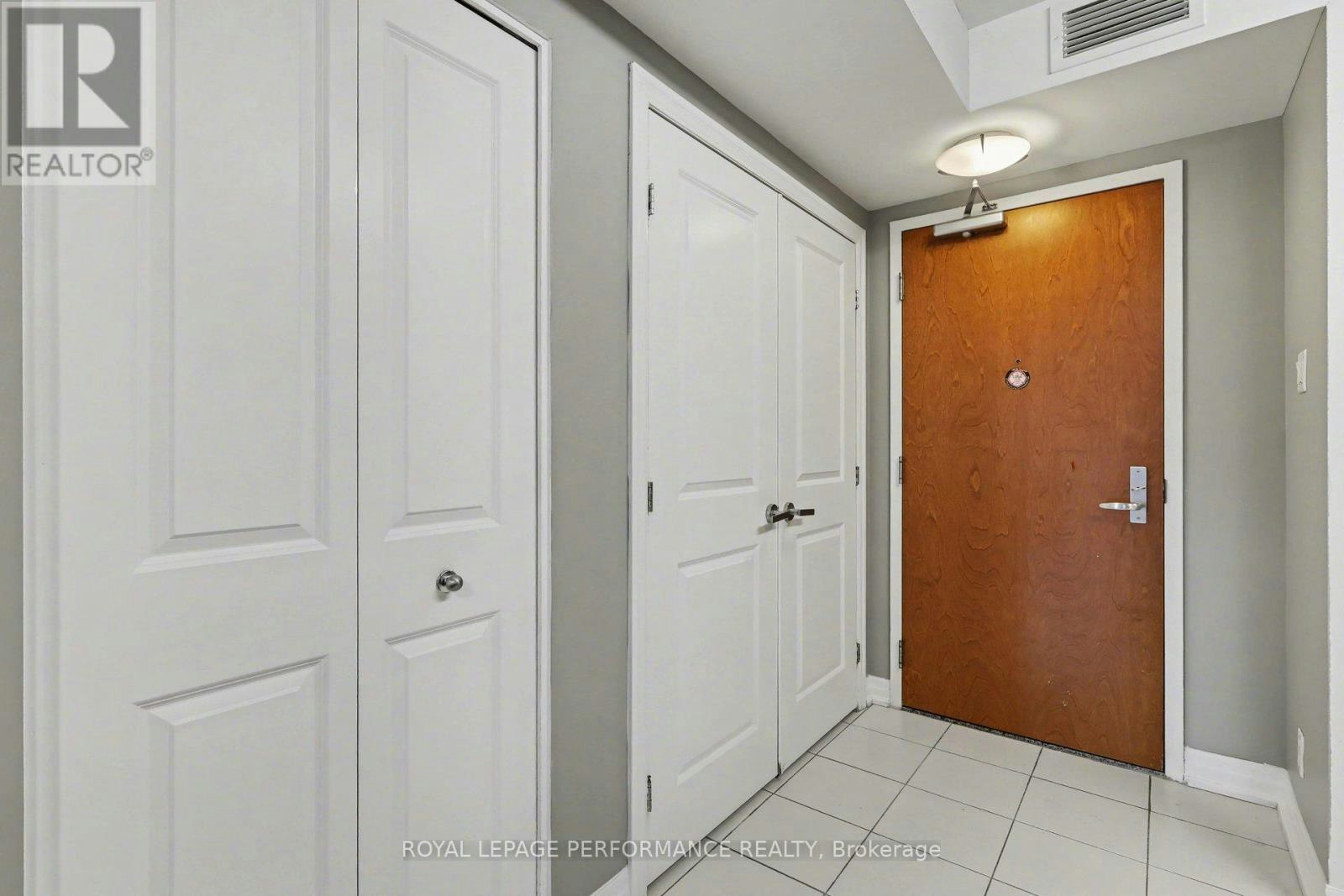204-242 Rideau Street, Ottawa, ON, K1N 0B7 - 14