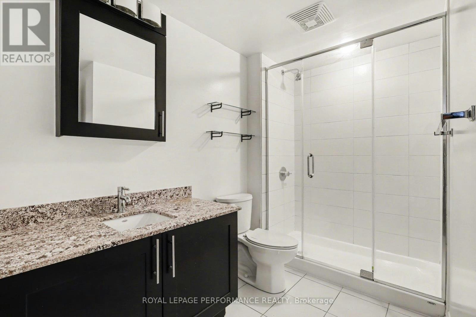 204-242 Rideau Street, Ottawa, ON, K1N 0B7 - 11