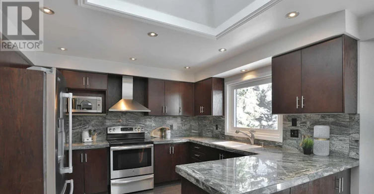 1179 Gable Drive, Oakville, ON, L6J 7N8 - 7