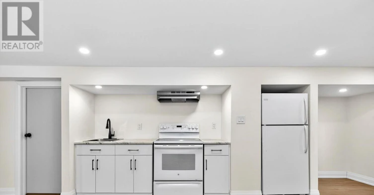 29 Nida Drive, Tiny, ON, L9M 0B3 - 29
