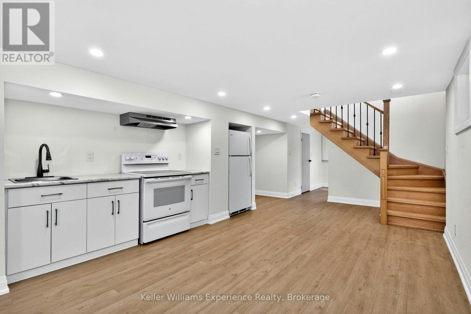29 Nida Drive, Tiny, ON, L9M 0B3 - 30