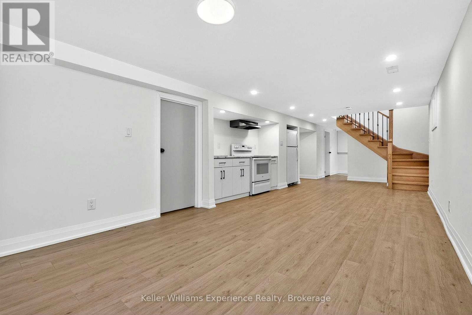 29 Nida Drive, Tiny, ON, L9M 0B3 - 28