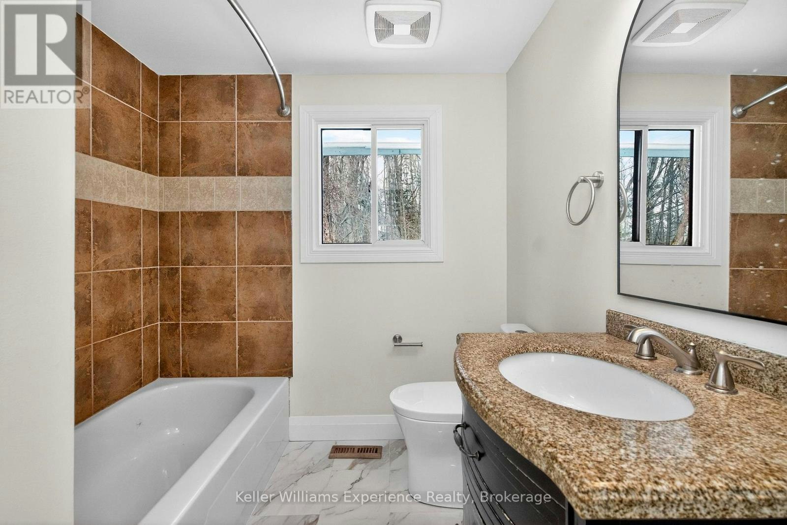 29 Nida Drive, Tiny, ON, L9M 0B3 - 15