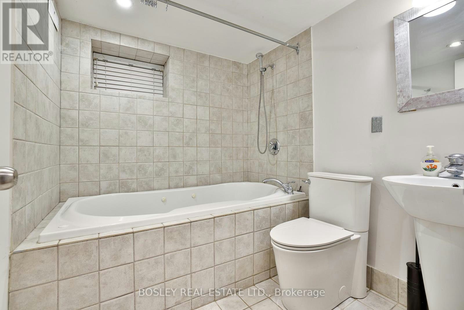 262 Briar Hill Avenue, Toronto, ON, M4R 1J2 - 18