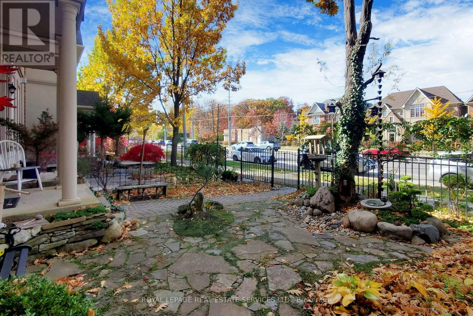 3552 Eglinton Avenue W, Mississauga, ON, L5M 7C4 - 5