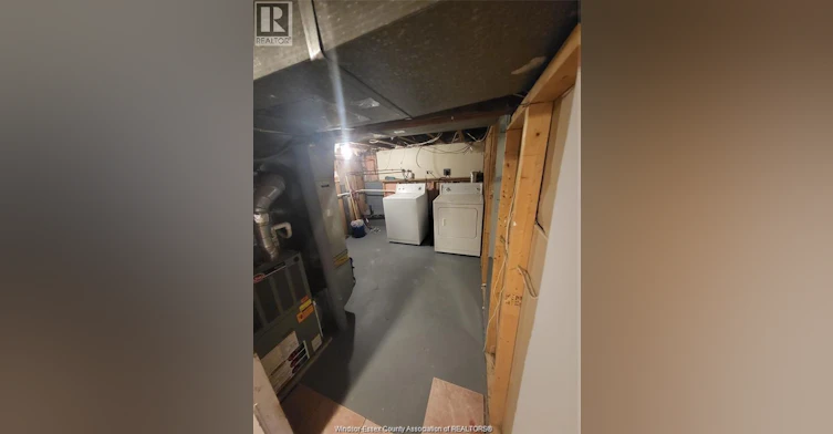 990 Bridge Avenue, Windsor, ON, N9B 2N1 - 19