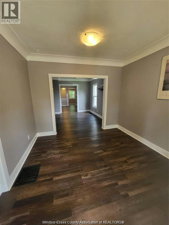 990 Bridge Avenue, Windsor, ON, N9B 2N1 - 5