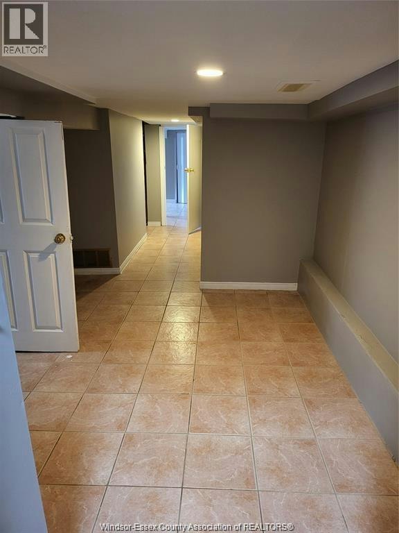 990 Bridge Avenue, Windsor, ON, N9B 2N1 - 13