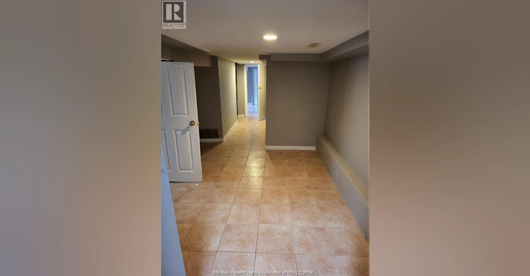 990 Bridge Avenue, Windsor, ON, N9B 2N1 - 13