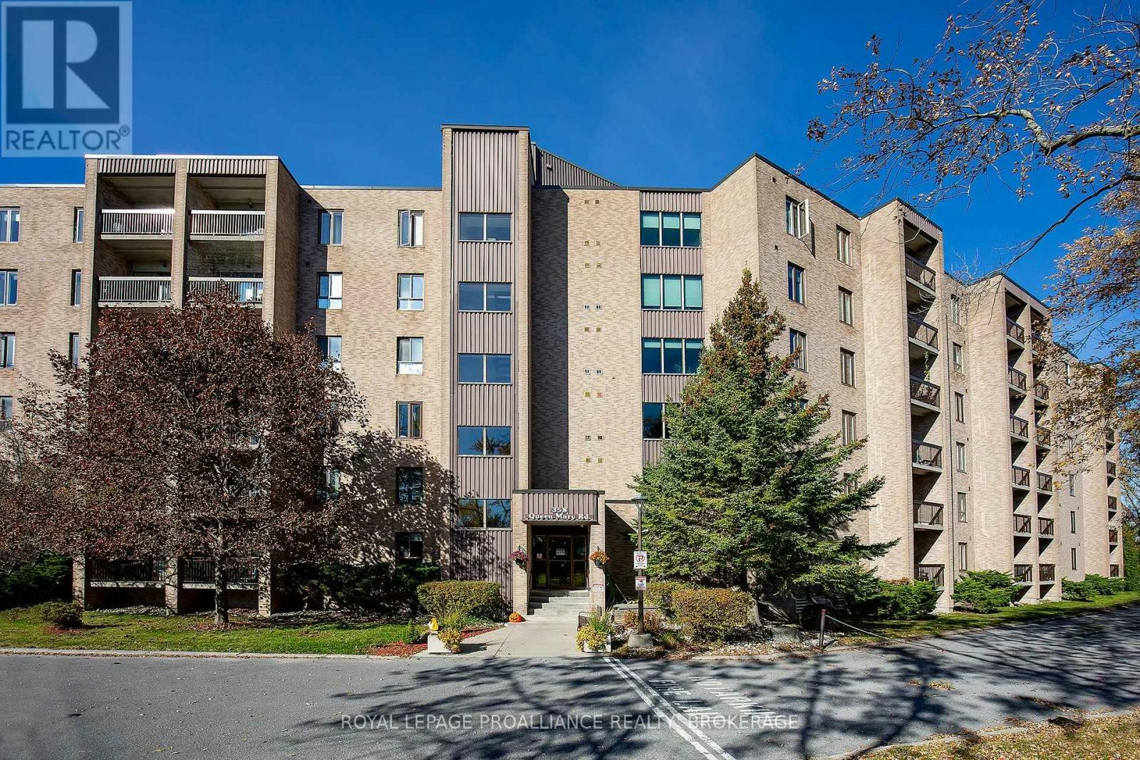 207-358 Queen Mary Road, Kingston, ON, K7M 7E8