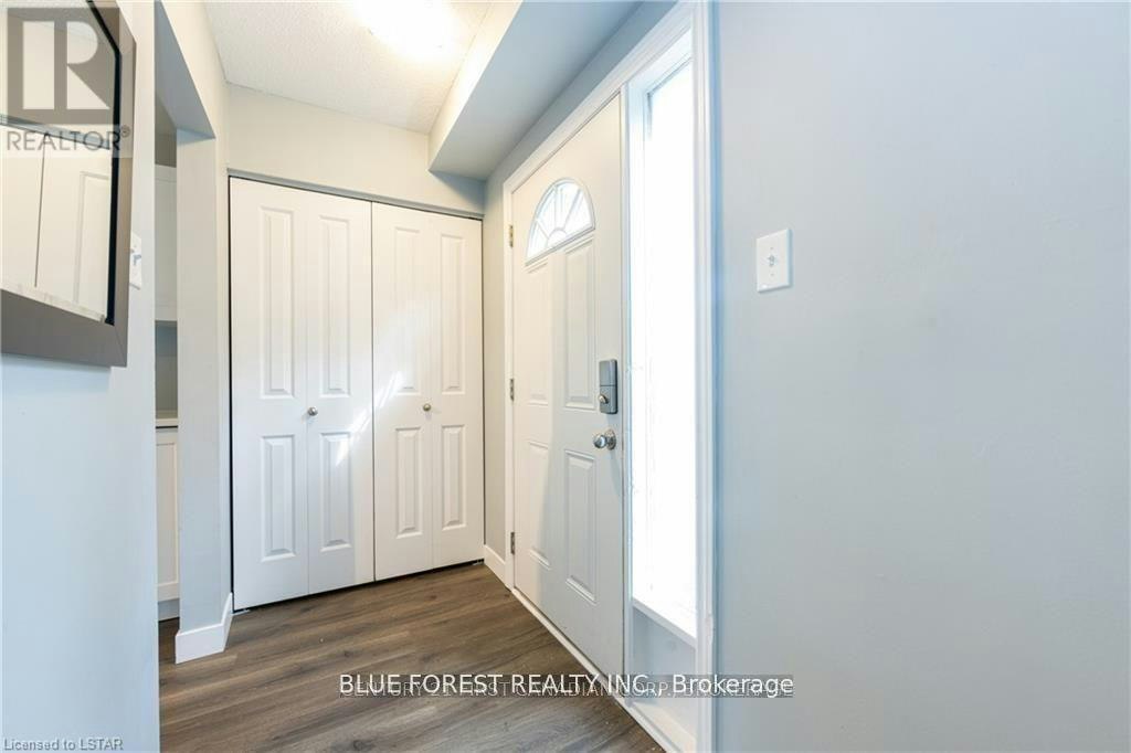 106-70 Fiddlers Green Road, London, ON, N6H 4R4 - 3