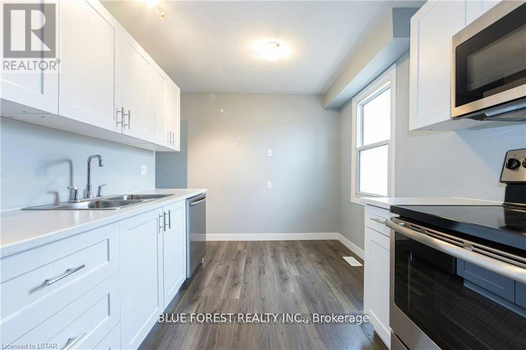 106-70 Fiddlers Green Road, London, ON, N6H 4R4 - 9