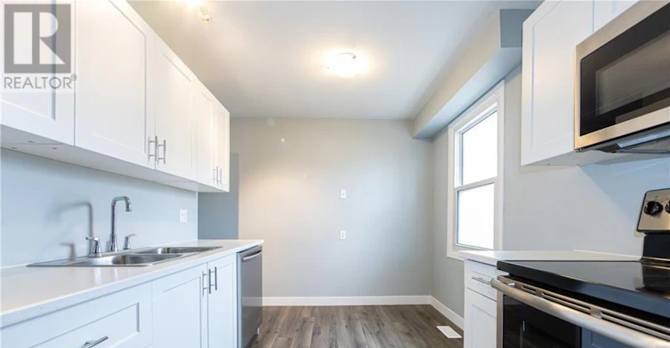 106-70 Fiddlers Green Road, London, ON, N6H 4R4 - 9
