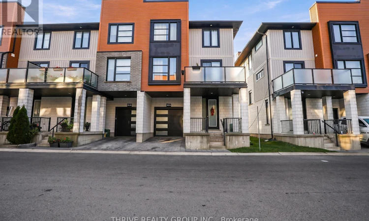 921 Sarnia Road