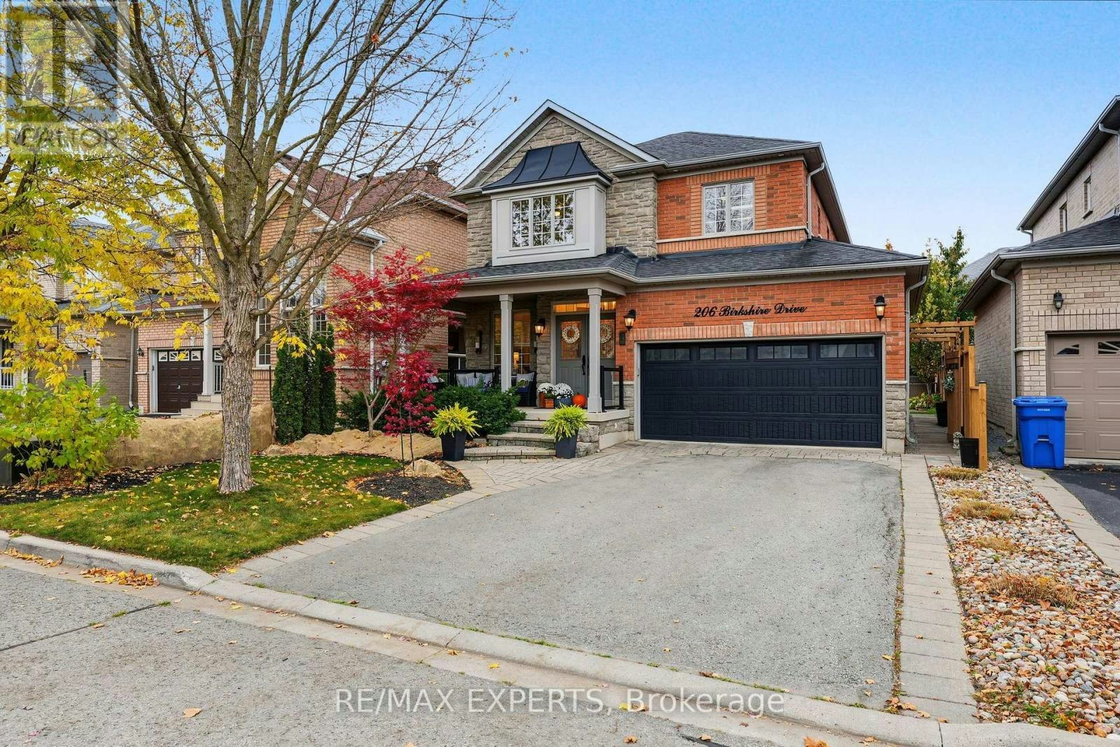 206 Birkshire Drive, Aurora, ON, L4G 7R8