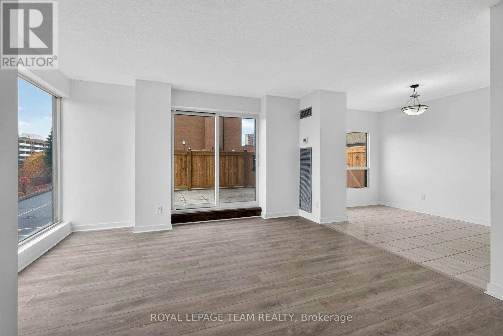 104-545 St Laurent Boulevard, Ottawa, ON, K1K 4H9 - 11