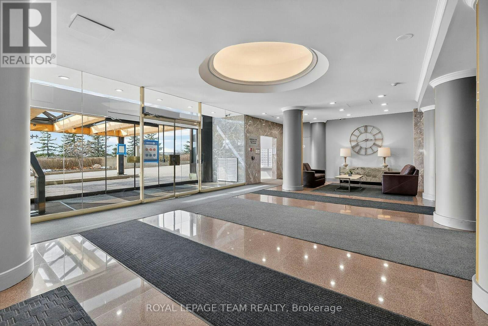 104-545 St Laurent Boulevard, Ottawa, ON, K1K 4H9 - 2