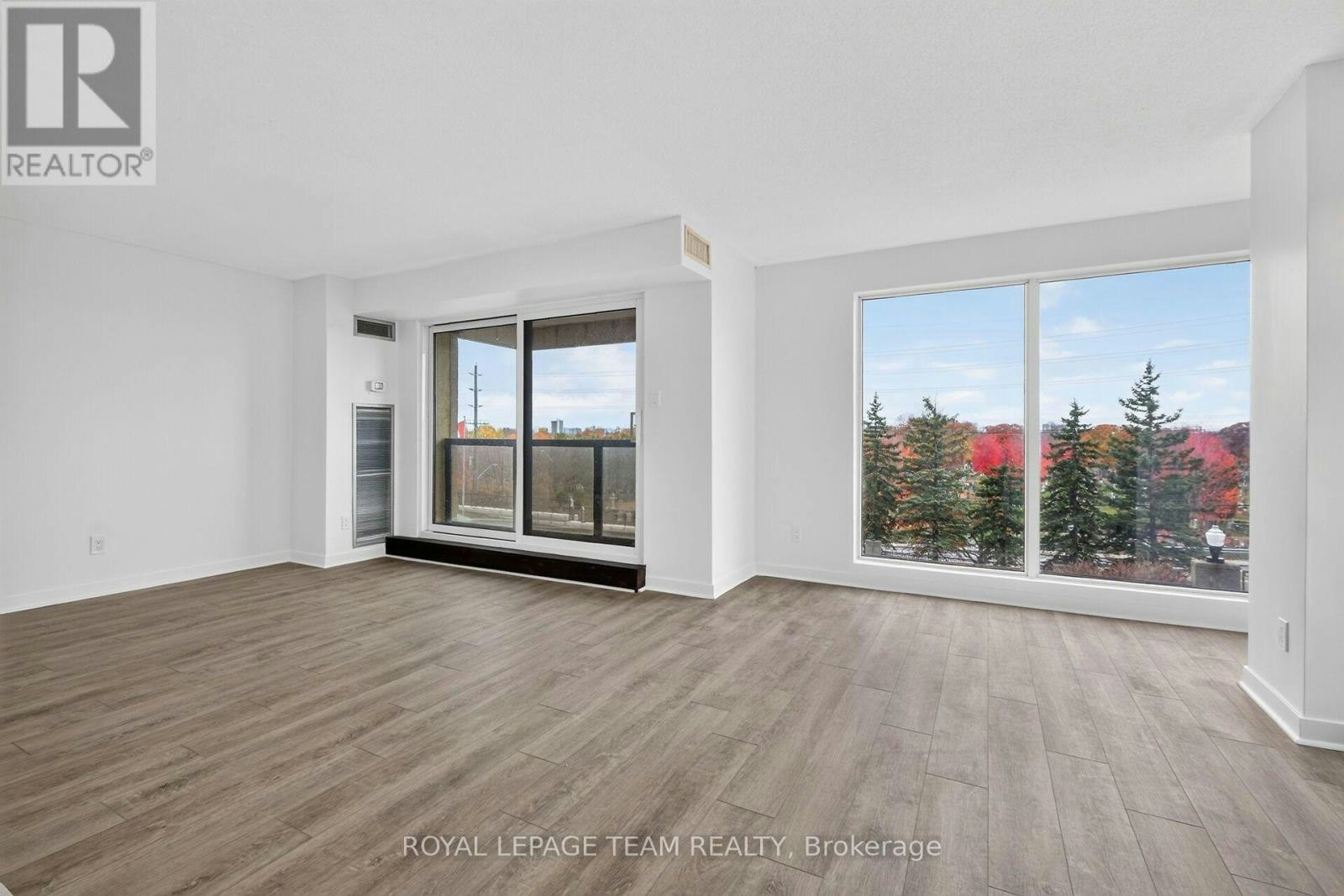 104-545 St Laurent Boulevard, Ottawa, ON, K1K 4H9 - 6