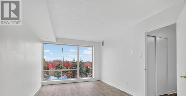 104-545 St Laurent Boulevard, Ottawa, ON, K1K 4H9 - 20