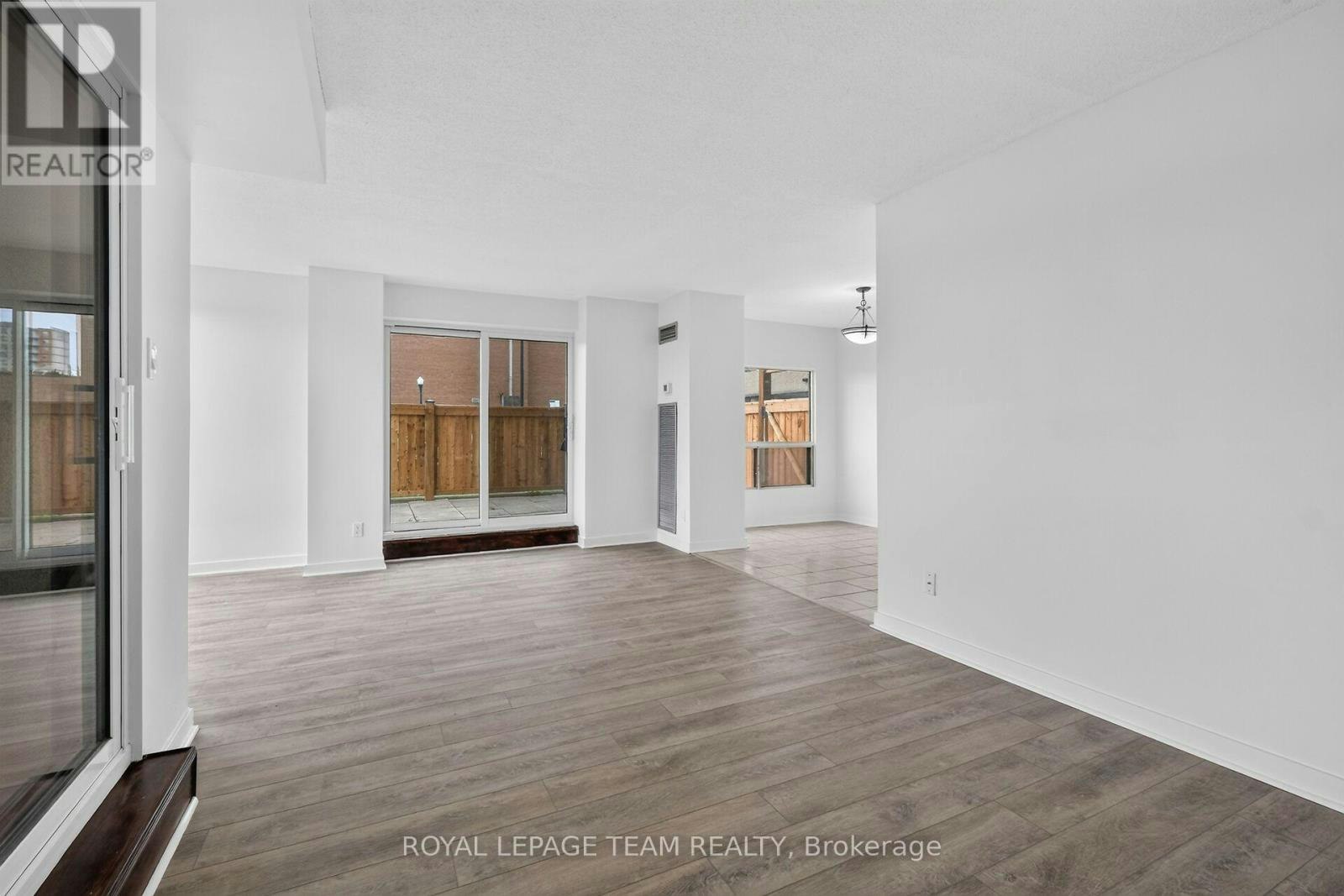 104-545 St Laurent Boulevard, Ottawa, ON, K1K 4H9 - 8