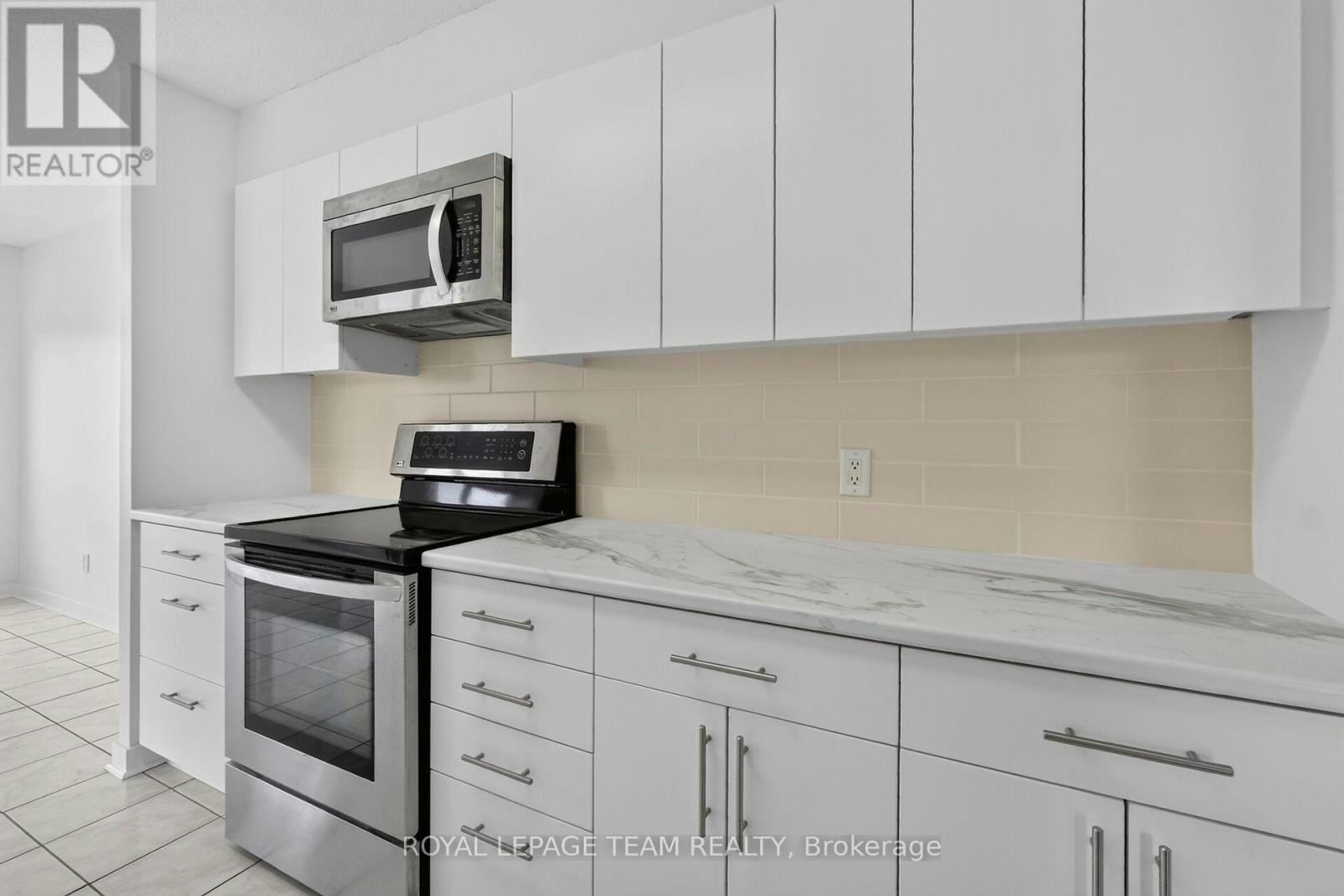 104-545 St Laurent Boulevard, Ottawa, ON, K1K 4H9 - 14