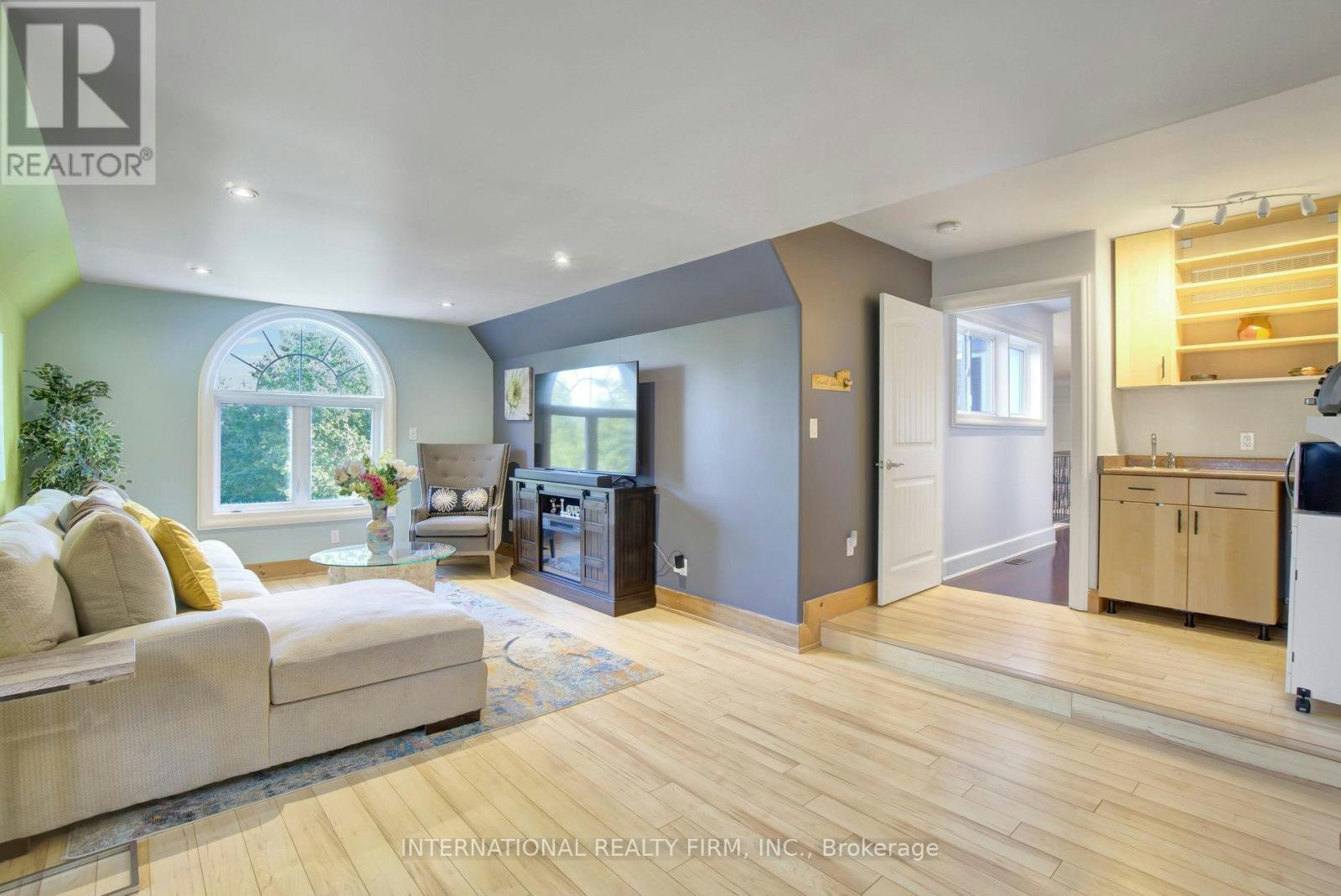 6 Pinehurst Lane, Springwater, ON, L9X 0C7 - 28