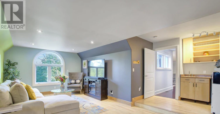 6 Pinehurst Lane, Springwater, ON, L9X 0C7 - 28