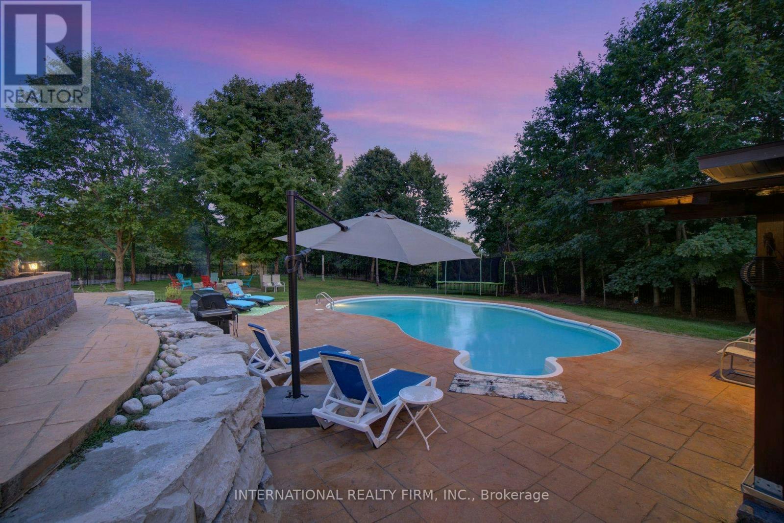 6 Pinehurst Lane, Springwater, ON, L9X 0C7 - 47
