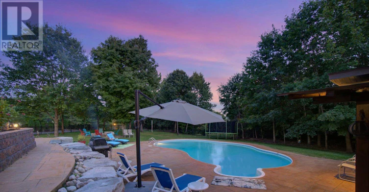 6 Pinehurst Lane, Springwater, ON, L9X 0C7 - 47