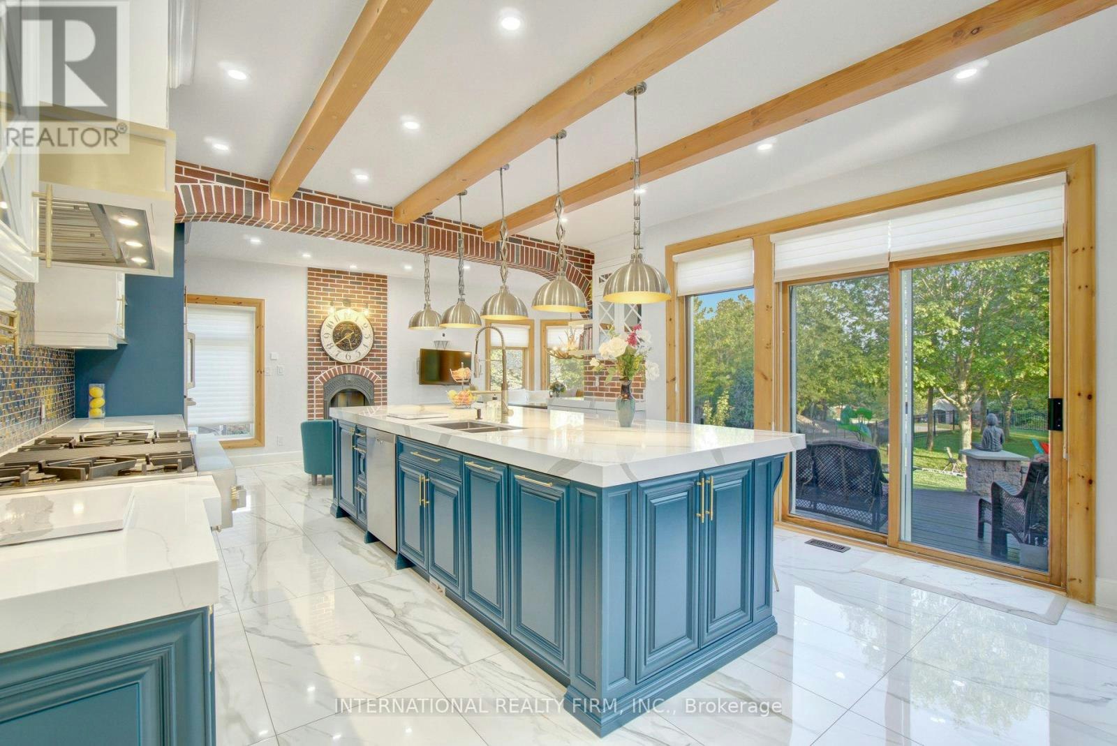 6 Pinehurst Lane, Springwater, ON, L9X 0C7 - 12