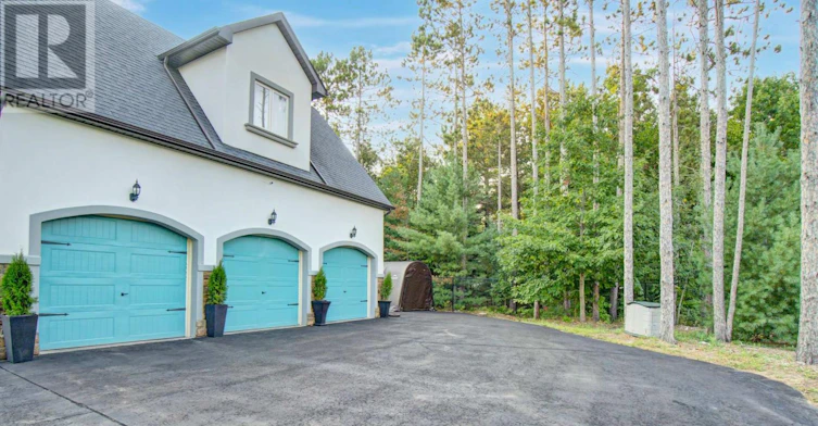 6 Pinehurst Lane, Springwater, ON, L9X 0C7 - 44