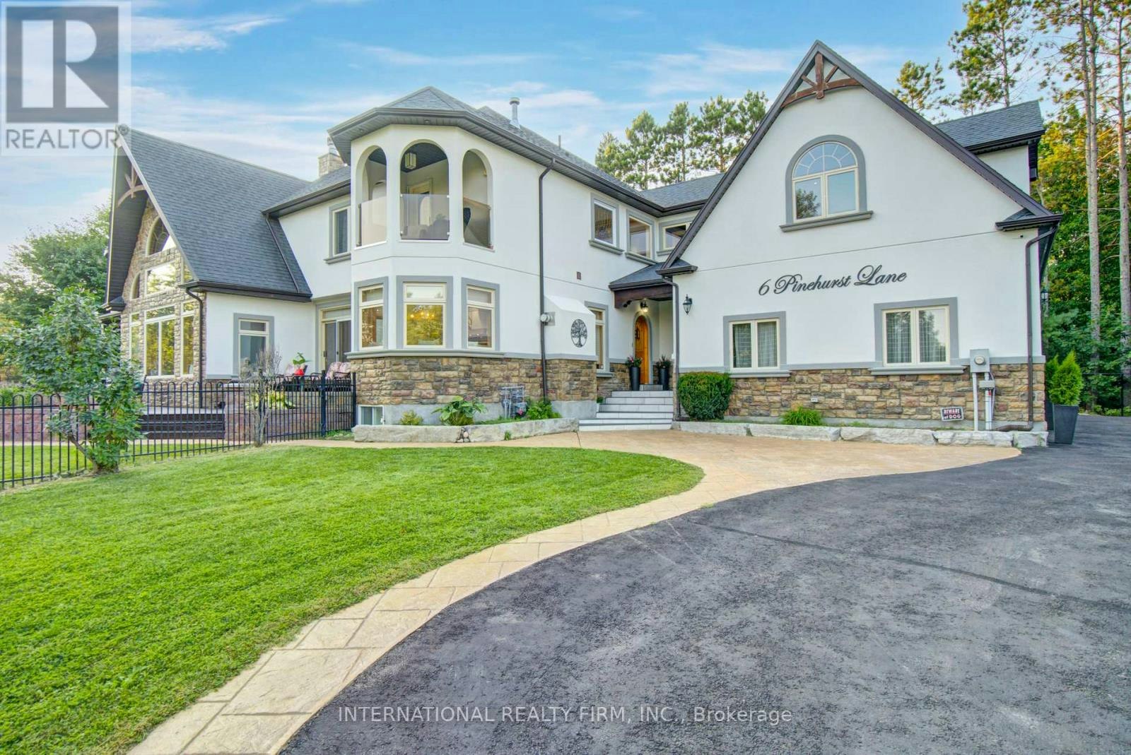 6 Pinehurst Lane, Springwater, ON, L9X 0C7 - 2
