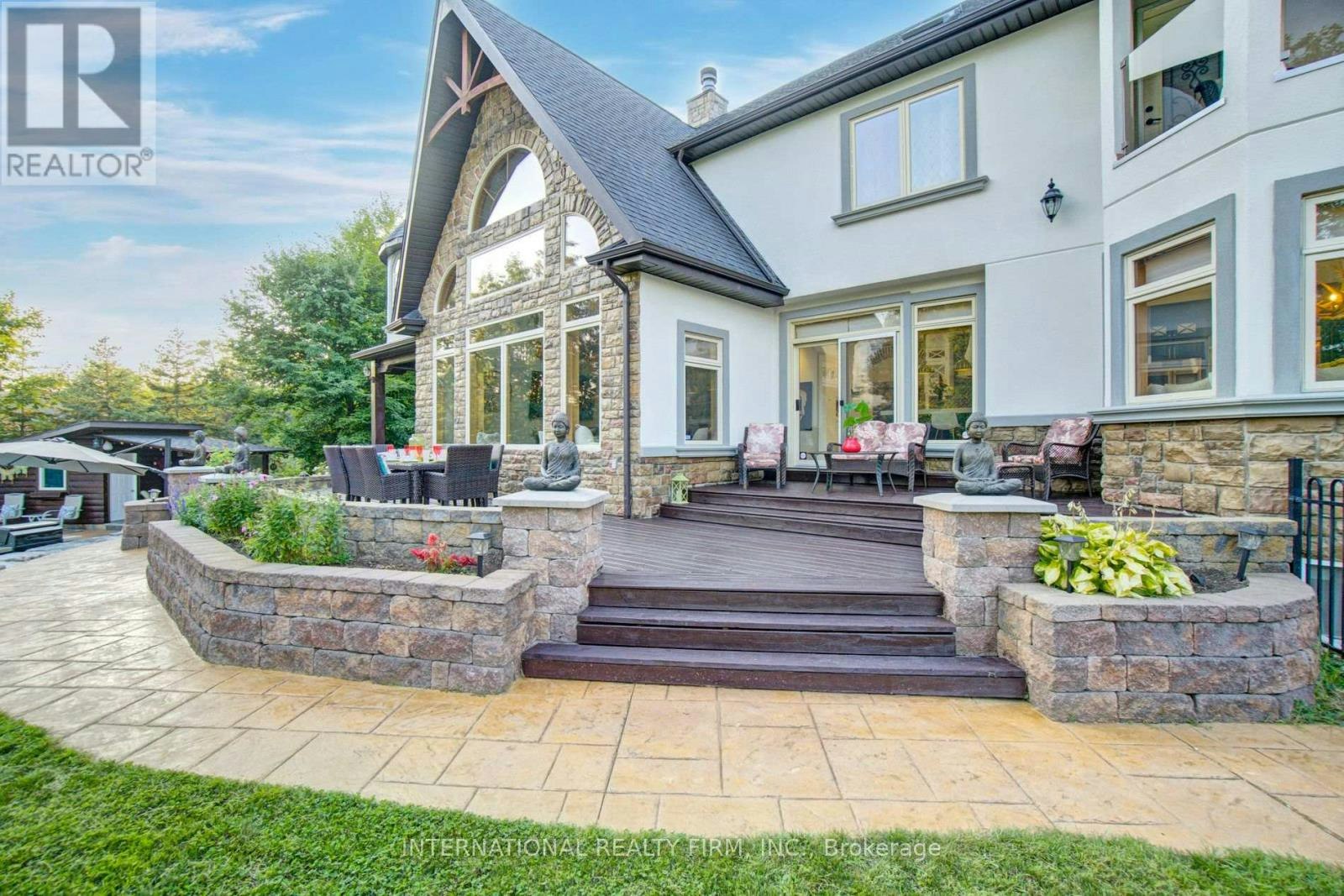 6 Pinehurst Lane, Springwater, ON, L9X 0C7 - 36