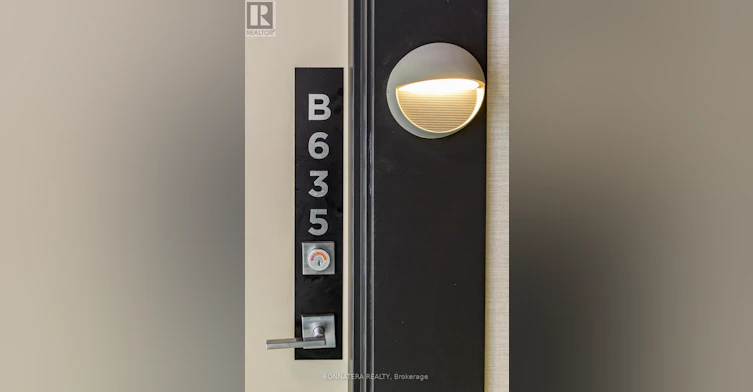 B635-1119 Cooke Boulevard, Burlington, ON, L6J 6J3 - 2