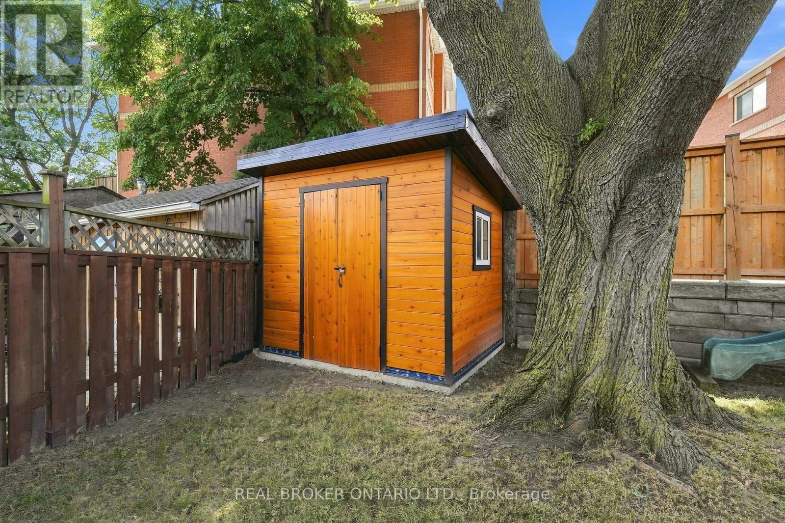 MAIN-671 Scarlett Road, Toronto, ON, M9P 2T2 - 32