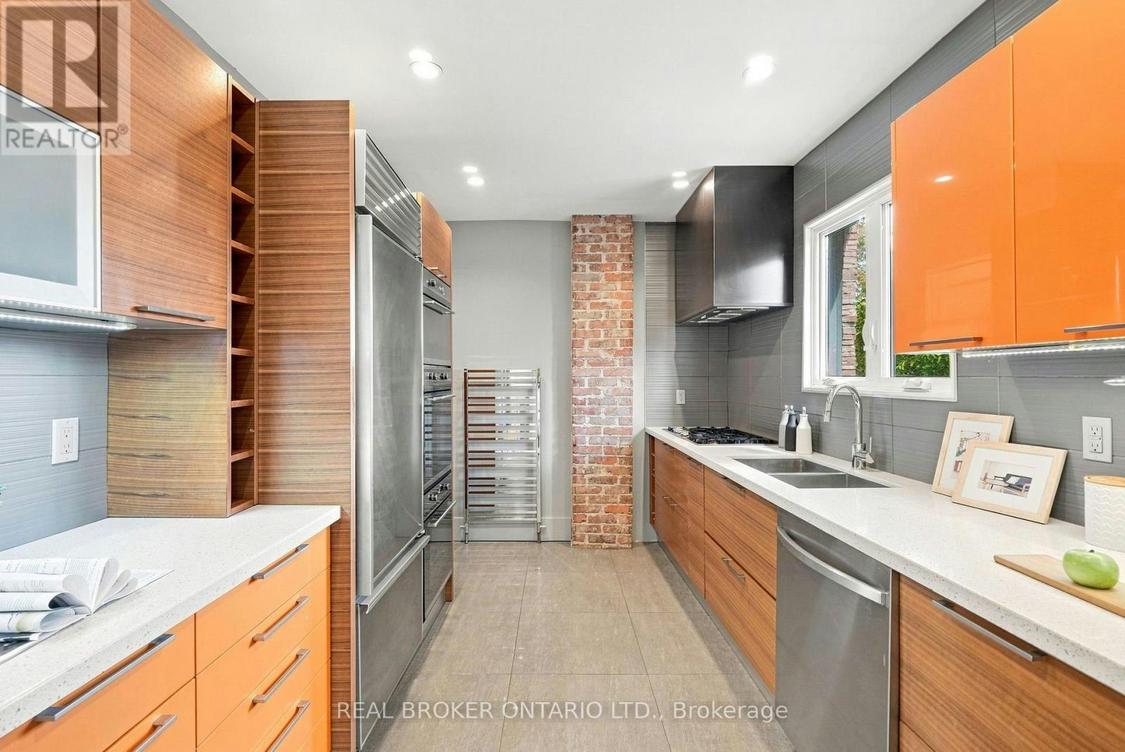 MAIN-671 Scarlett Road, Toronto, ON, M9P 2T2 - 12