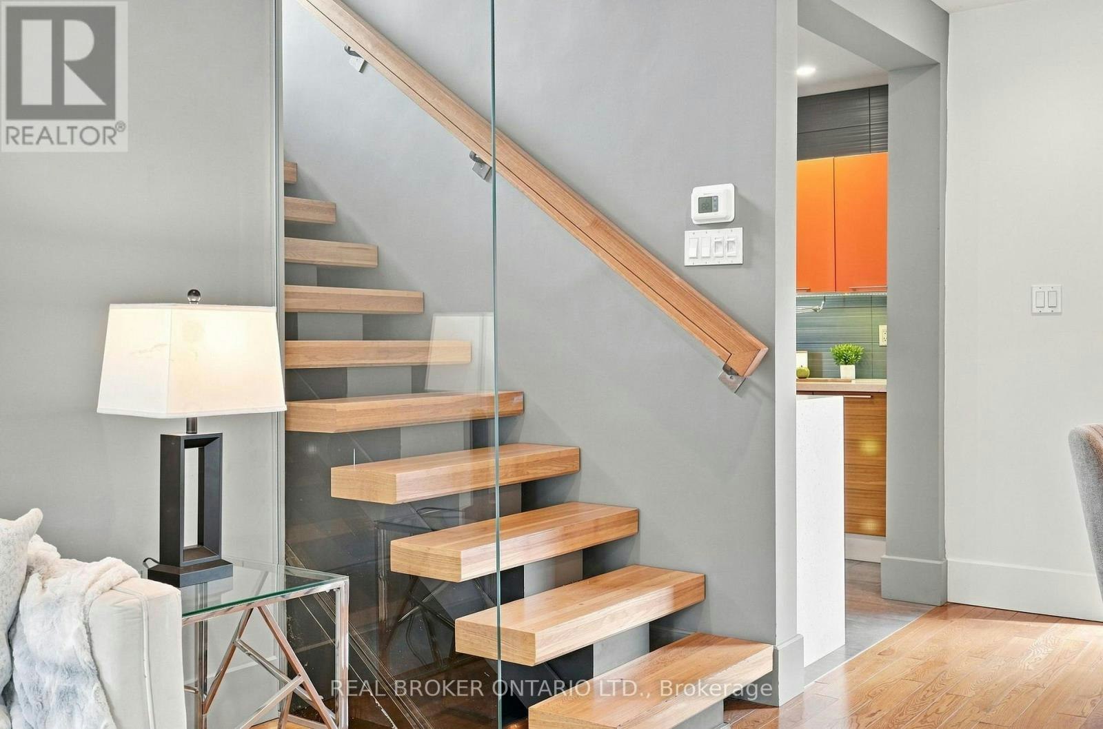 MAIN-671 Scarlett Road, Toronto, ON, M9P 2T2 - 13