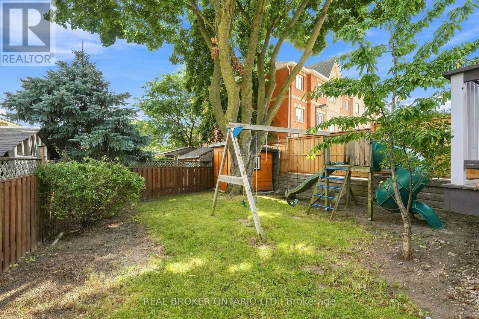 MAIN-671 Scarlett Road, Toronto, ON, M9P 2T2 - 31