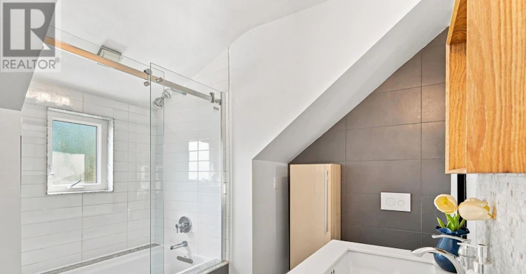 MAIN-671 Scarlett Road, Toronto, ON, M9P 2T2 - 19