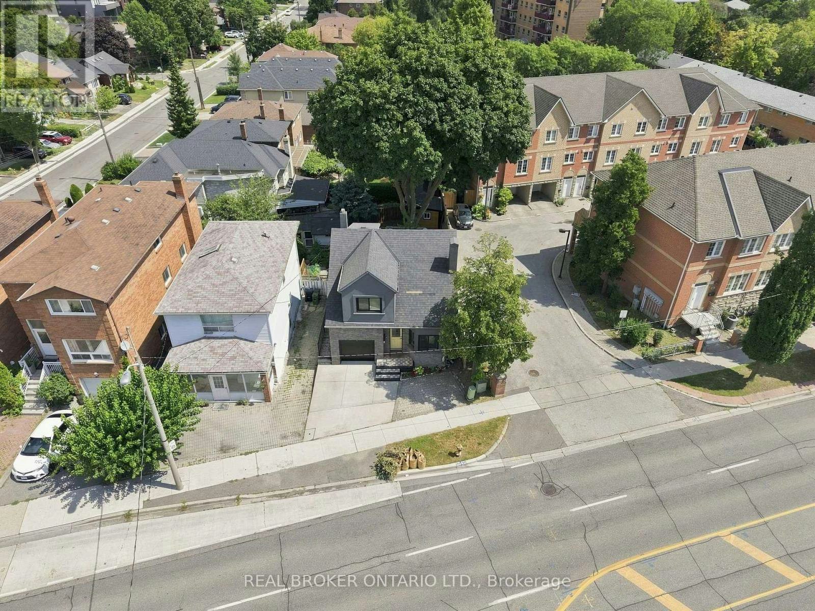 MAIN-671 Scarlett Road, Toronto, ON, M9P 2T2 - 35