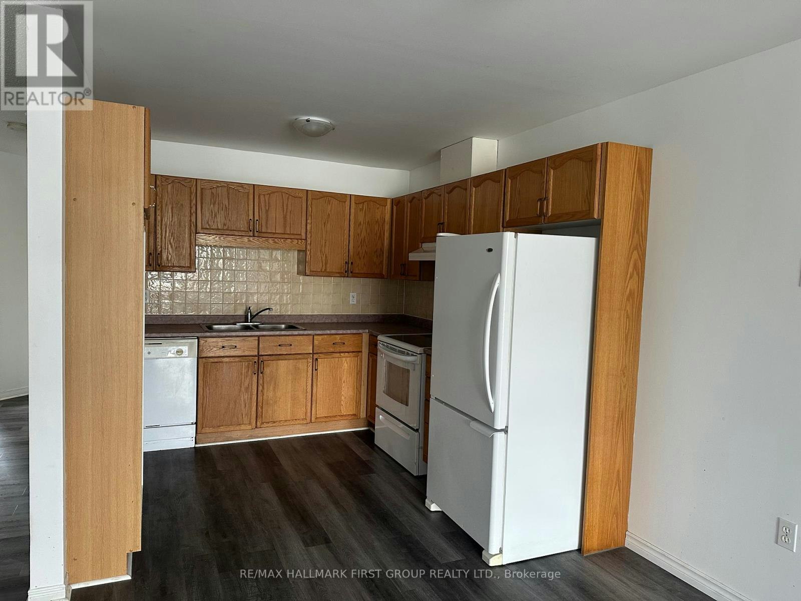 39 Ballantine Street, Cobourg, ON, K9A 5G8 - 8