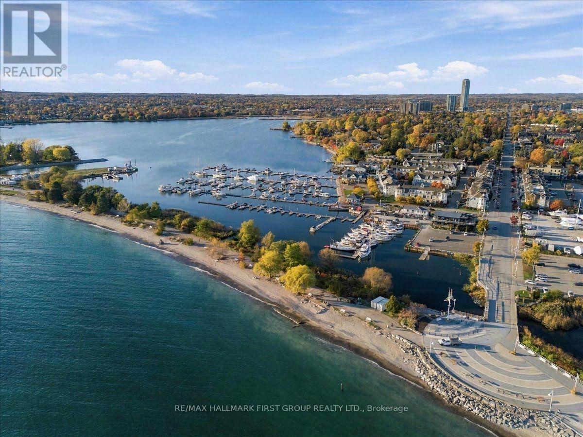 21-1295 Wharf Street, Pickering, ON, L1W 1A2