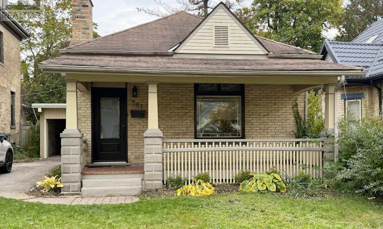 581 Central Avenue